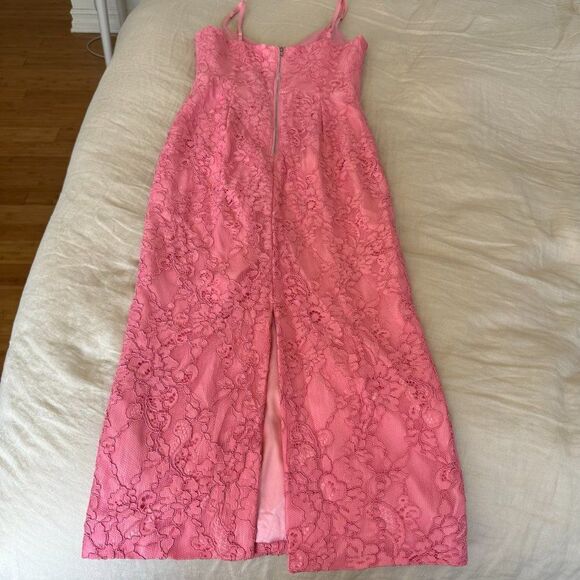 Hadley Midi Lace Dress - Picture 10 of 12